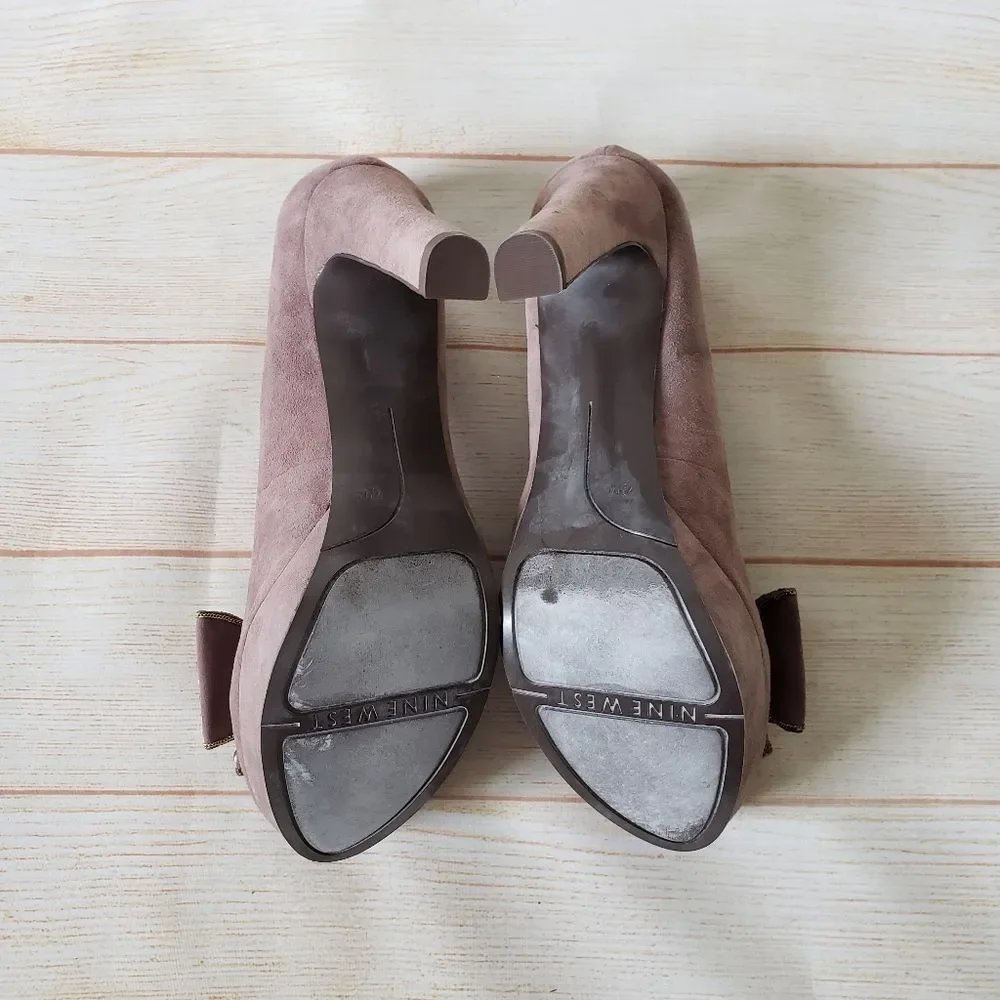Nine West Memorie Suede Leather Round Toe Bow Platform Heels Pink Size 7 1/2M